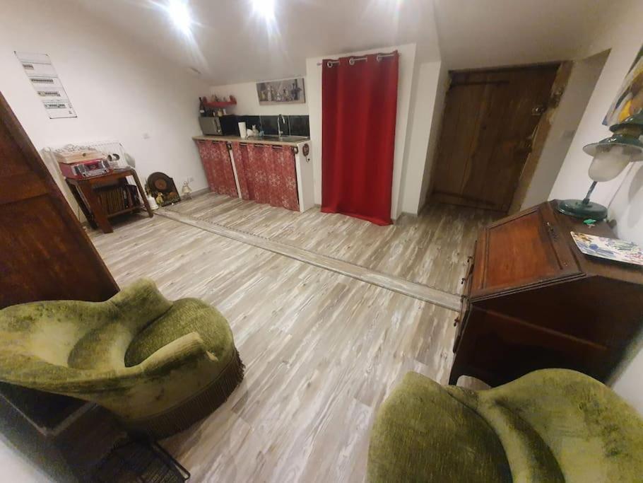 Studio3 Spacieux 1A4 Pers Marboz Luaran gambar